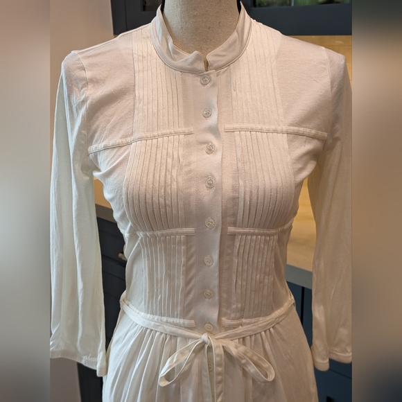 Burberry Mock Neck Jersey Mini Dress in White - Picture 4 of 10